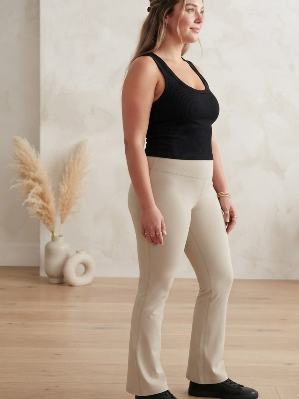 All in Motion Cream High Waisted Flare Leggings NWT